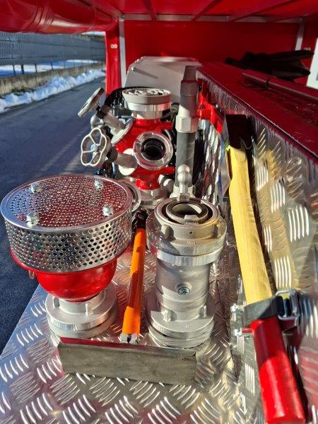 6. leva stan zgoraj.jpg